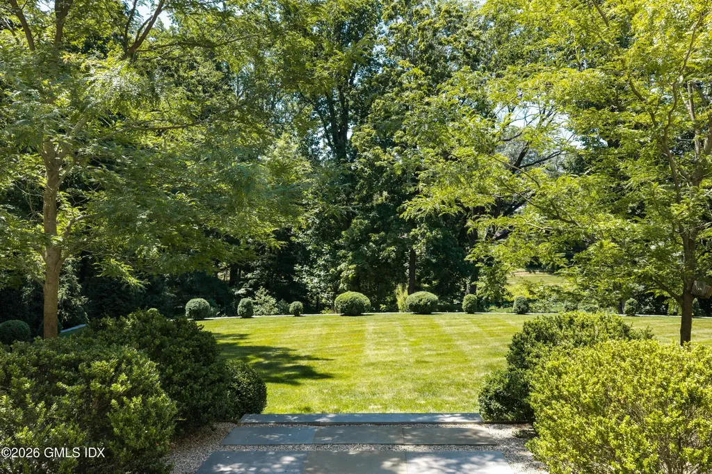 24 Stillman Lane Greenwich CT 06831
