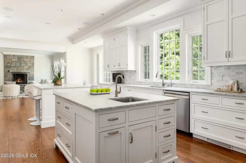 24 Stillman Lane Greenwich CT 06831