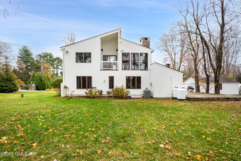 425 Taconic Road Greenwich CT 06831