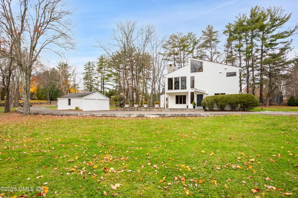 425 Taconic Road Greenwich CT 06831