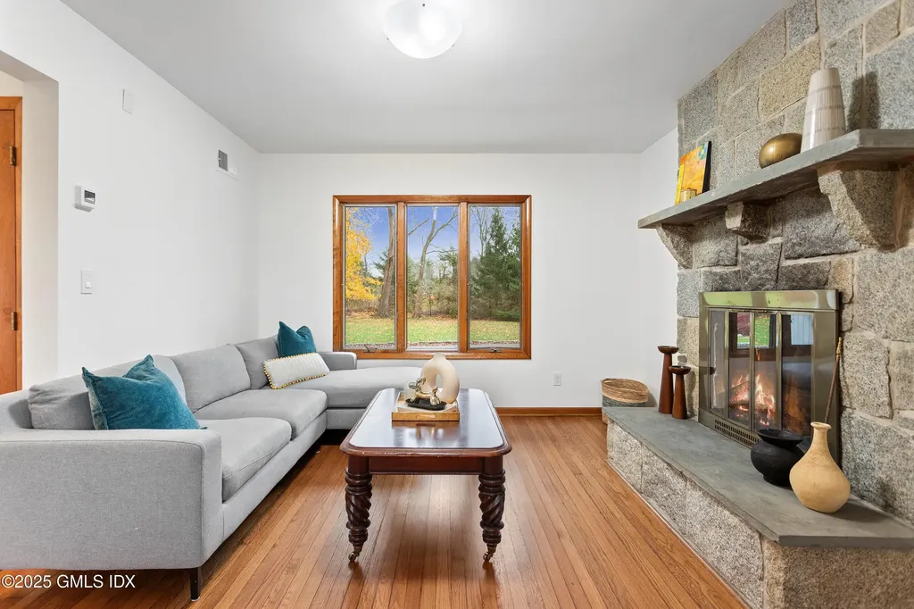 425 Taconic Road Greenwich CT 06831