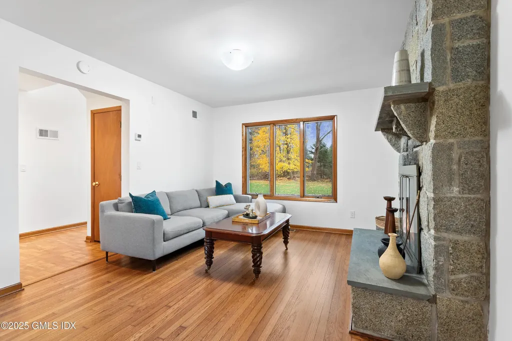 425 Taconic Road Greenwich CT 06831