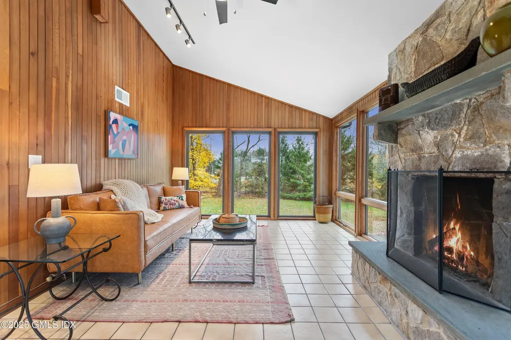 425 Taconic Road Greenwich CT 06831
