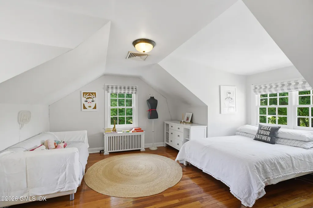 17 Shore Road Old Greenwich CT 06870