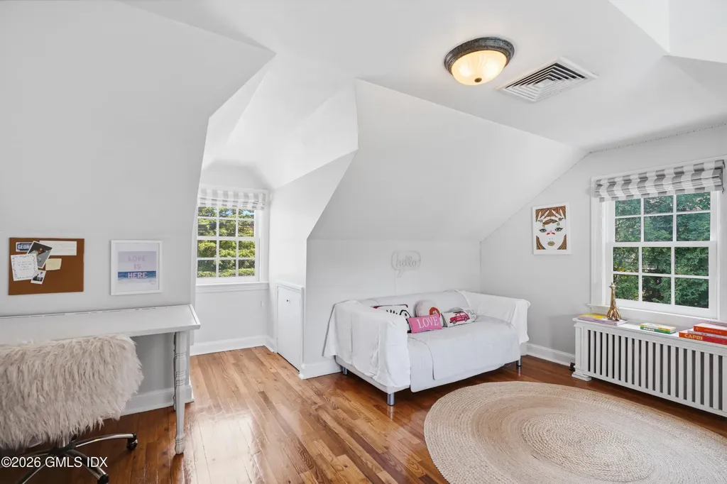 17 Shore Road Old Greenwich CT 06870