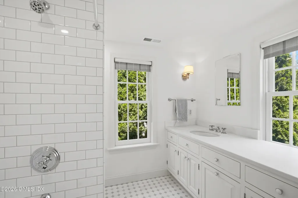 17 Shore Road Old Greenwich CT 06870