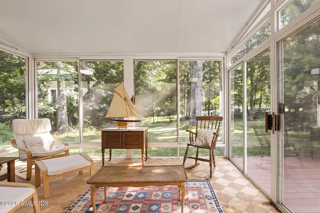 10 Steep Hollow Lane Cos Cob CT 06807