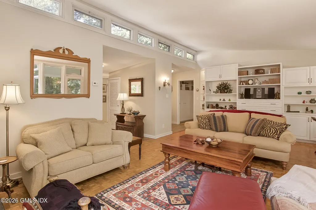 10 Steep Hollow Lane Cos Cob CT 06807