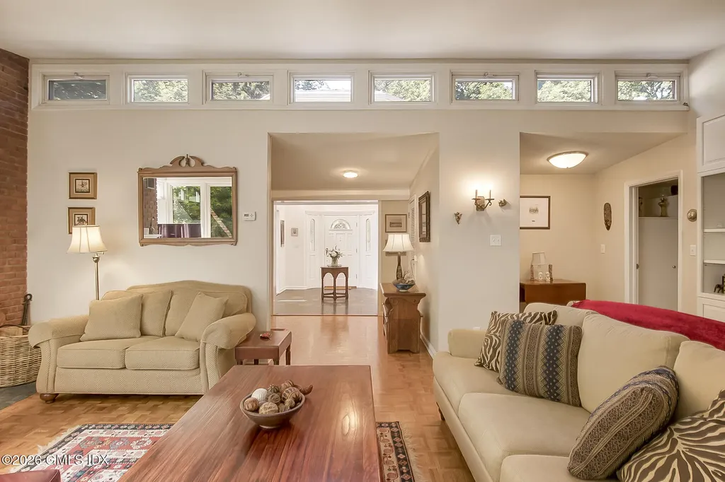 10 Steep Hollow Lane Cos Cob CT 06807