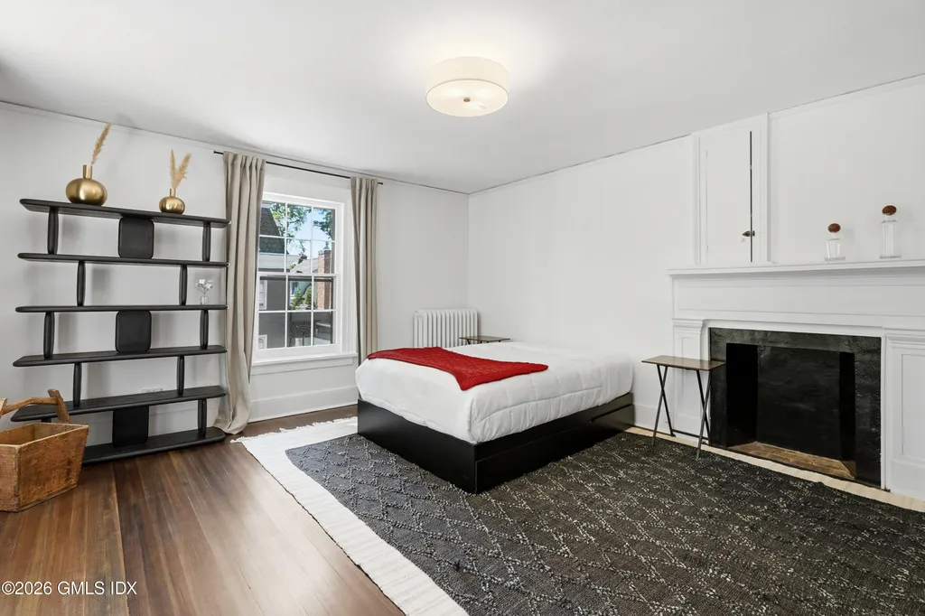 33 Mead Avenue Cos Cob CT 06807