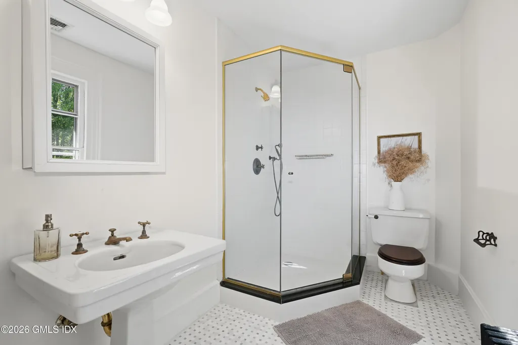 33 Mead Avenue Cos Cob CT 06807