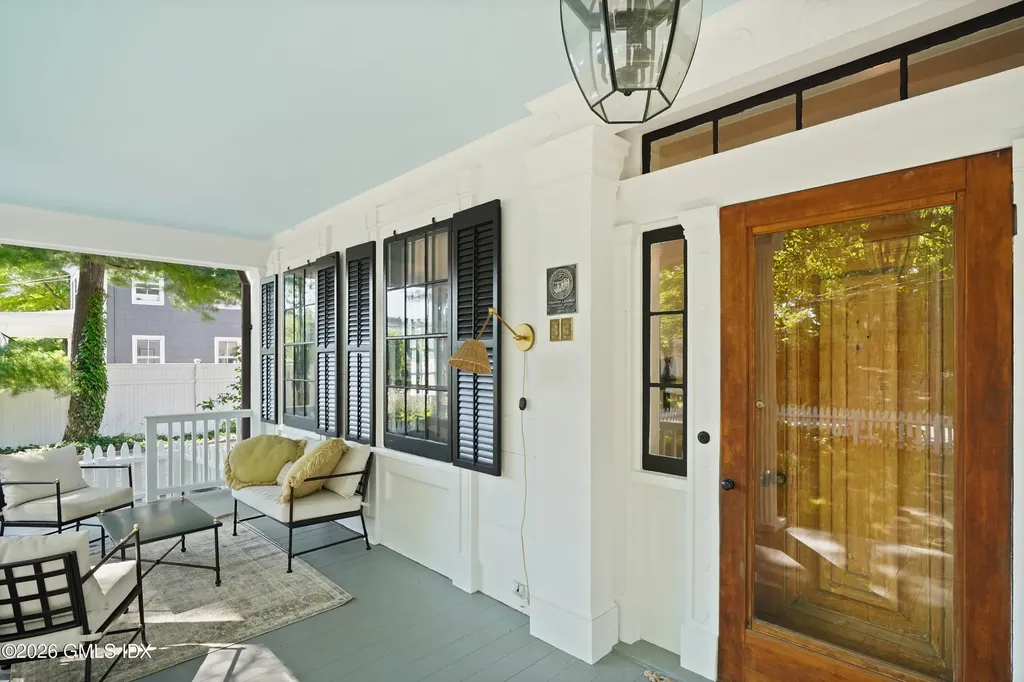 33 Mead Avenue Cos Cob CT 06807