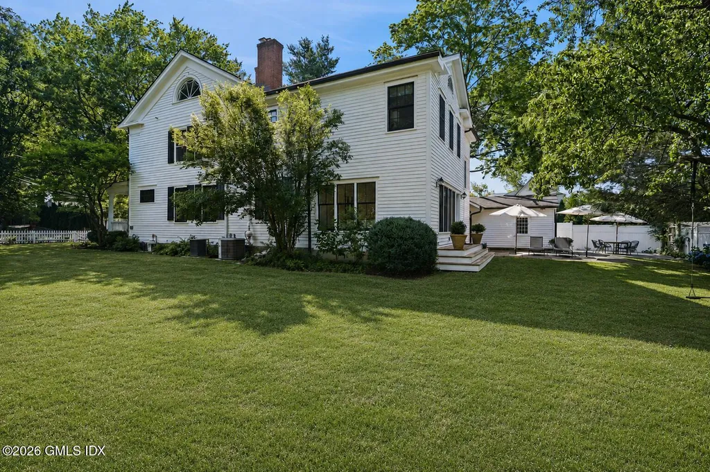 33 Mead Avenue Cos Cob CT 06807