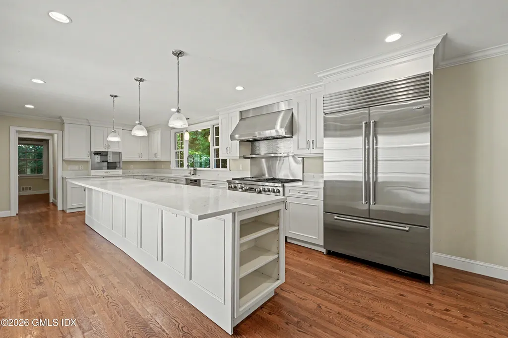 94 Londonderry Drive Greenwich CT 06830