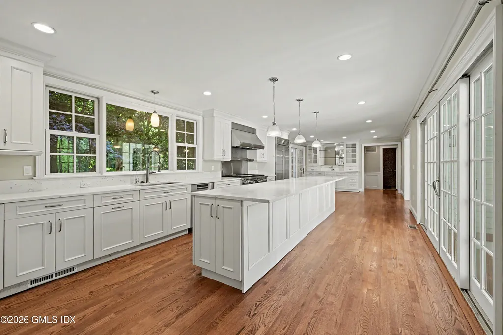 94 Londonderry Drive Greenwich CT 06830