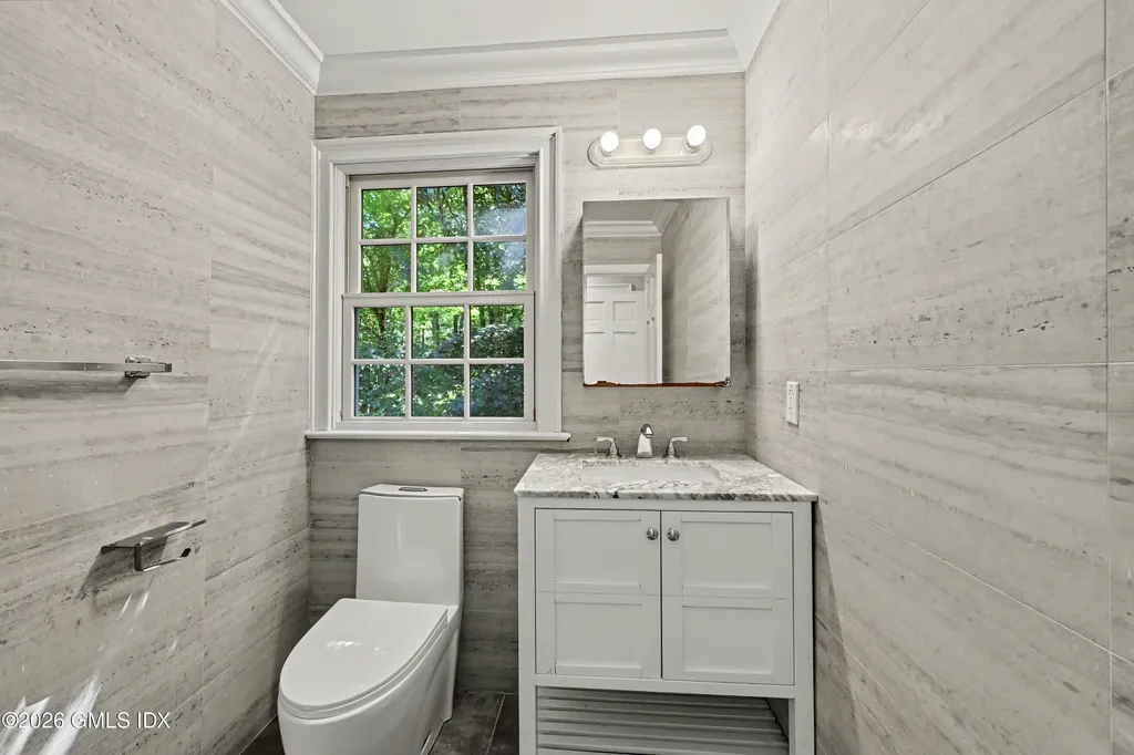 94 Londonderry Drive Greenwich CT 06830