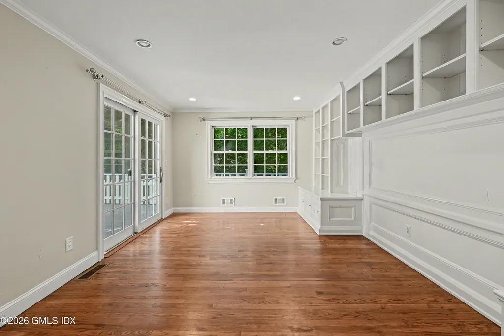 94 Londonderry Drive Greenwich CT 06830