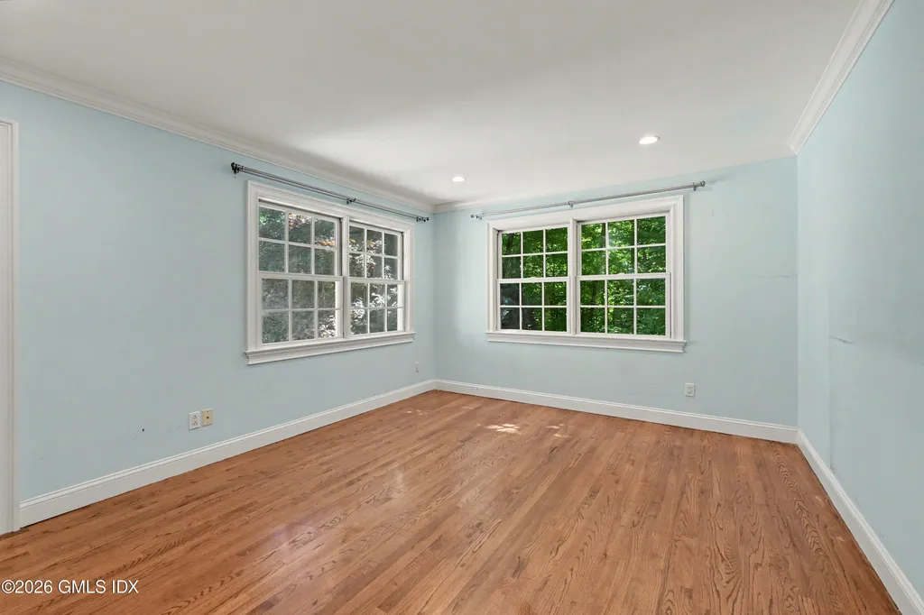 94 Londonderry Drive Greenwich CT 06830