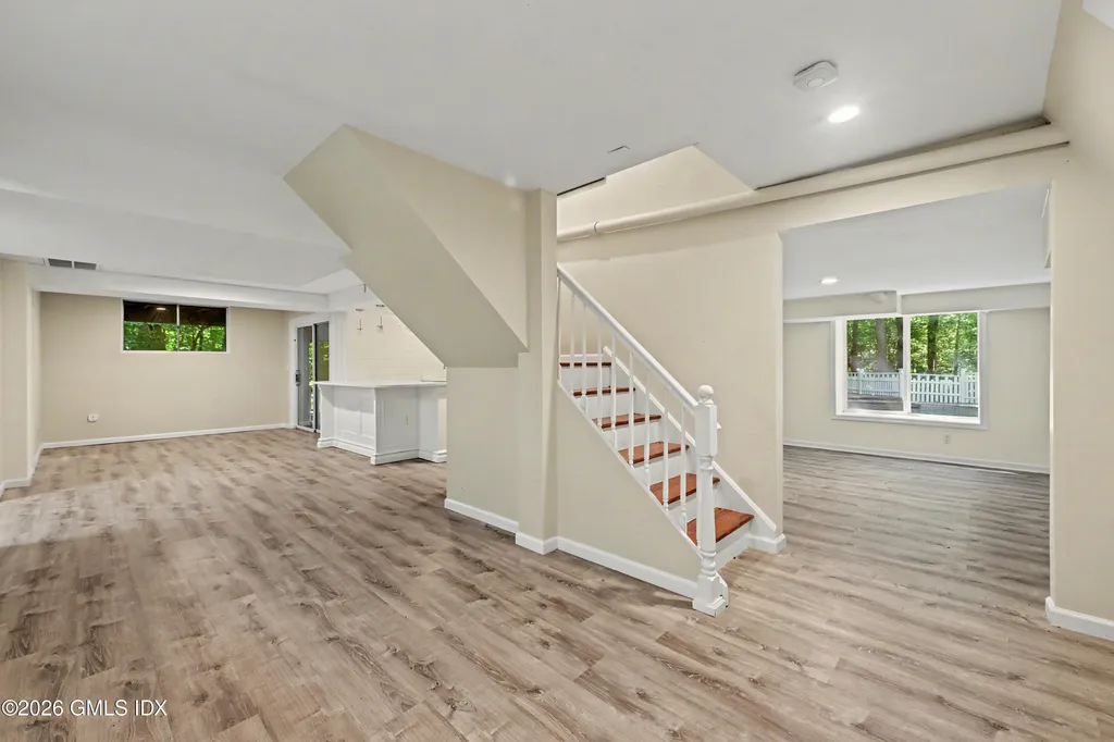 94 Londonderry Drive Greenwich CT 06830
