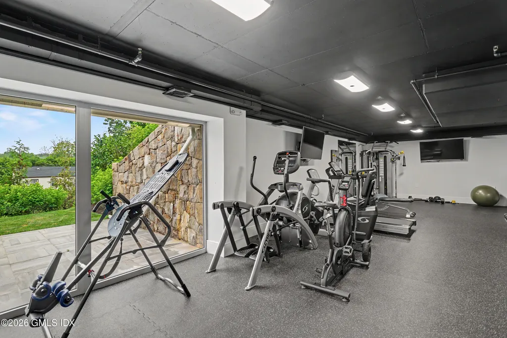 50 Sound View Drive Greenwich CT 06830