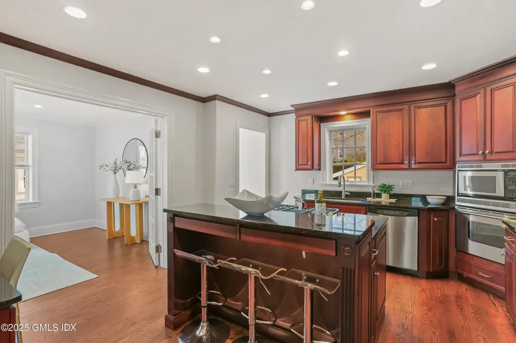 151 Hamilton Avenue Greenwich CT 06830
