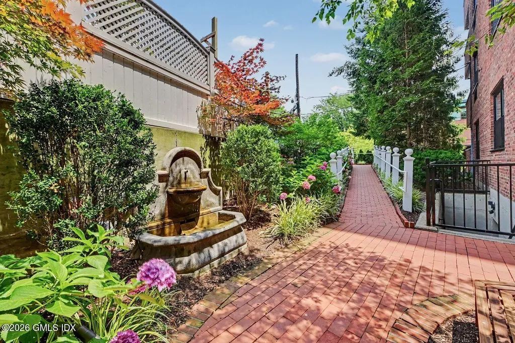 25 W Elm Street Greenwich CT 06830