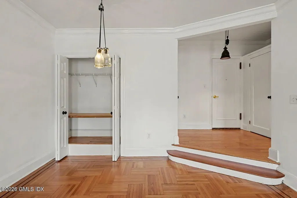 25 W Elm Street Greenwich CT 06830