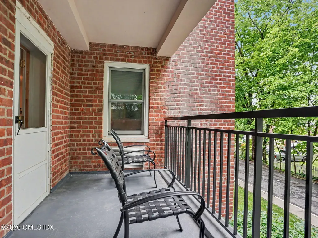 52 Lafayette Place Greenwich CT 06830