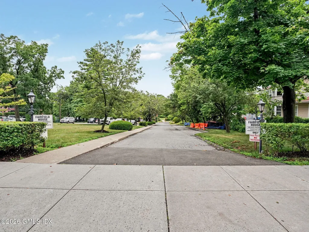 52 Lafayette Place Greenwich CT 06830