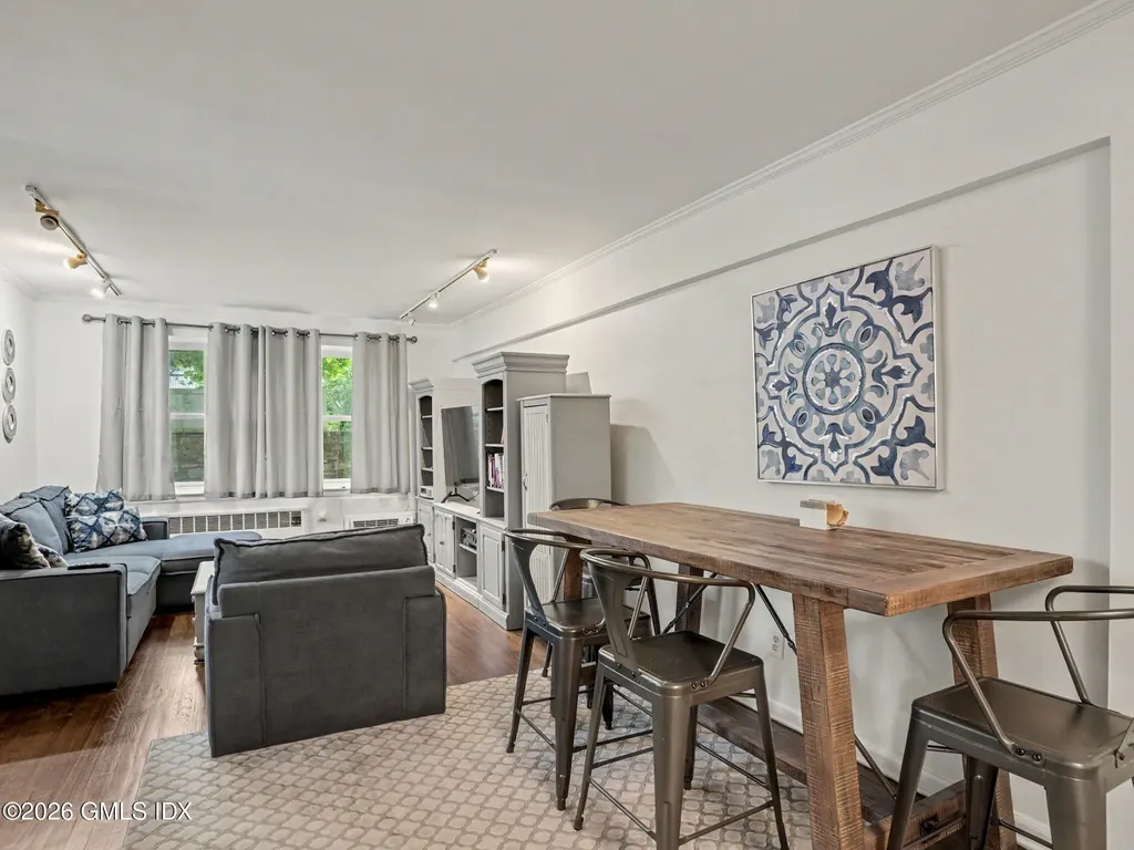 52 Lafayette Place Greenwich CT 06830