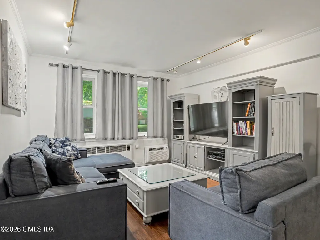 52 Lafayette Place Greenwich CT 06830