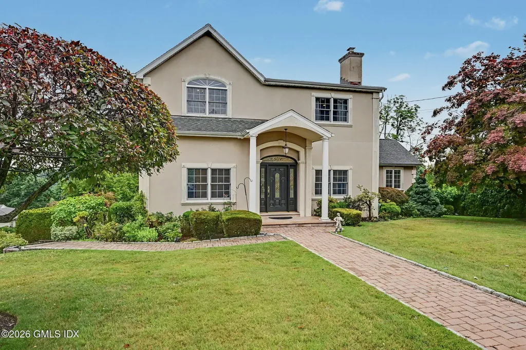 52 Francis Lane Greenwich CT 06831