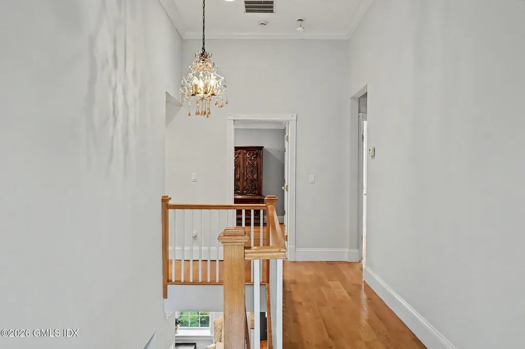 52 Francis Lane Greenwich CT 06831