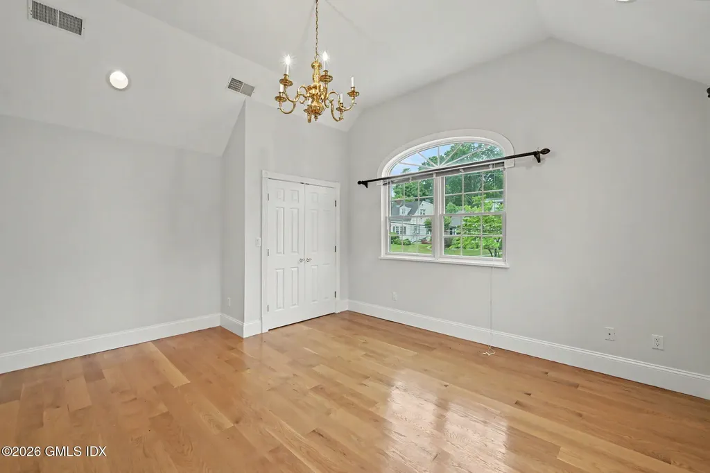 52 Francis Lane Greenwich CT 06831