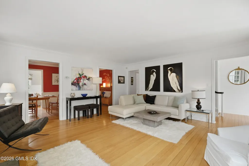 35 Owenoke Way Riverside CT 06878