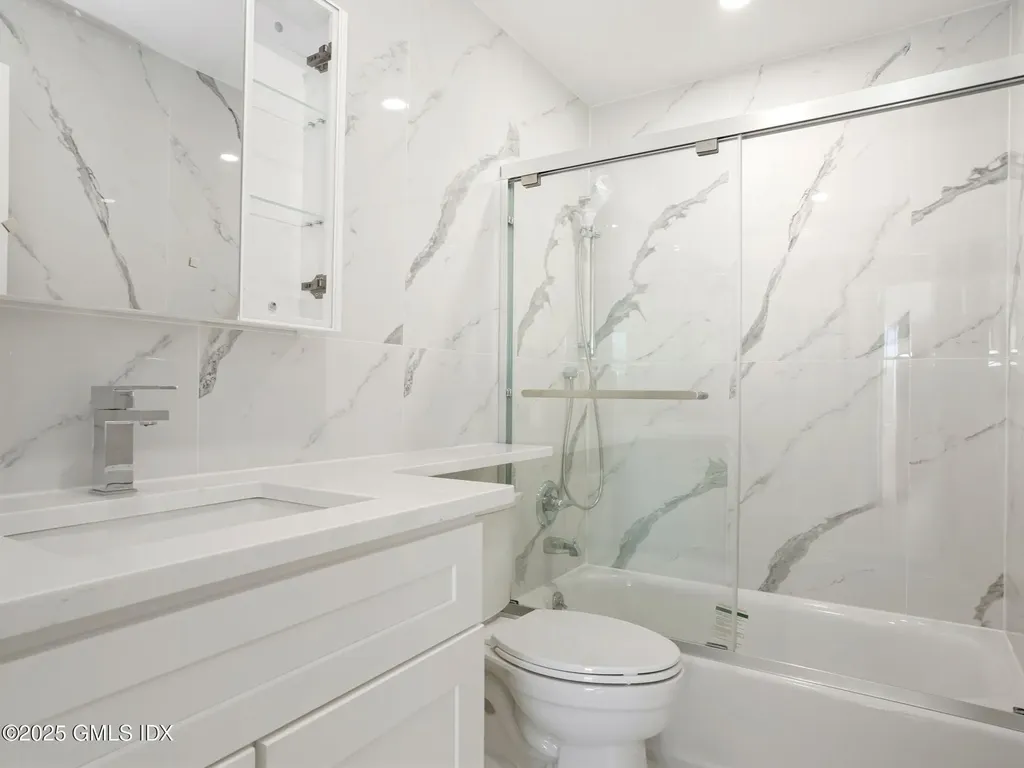 37 Edgewood Avenue Greenwich CT 06830