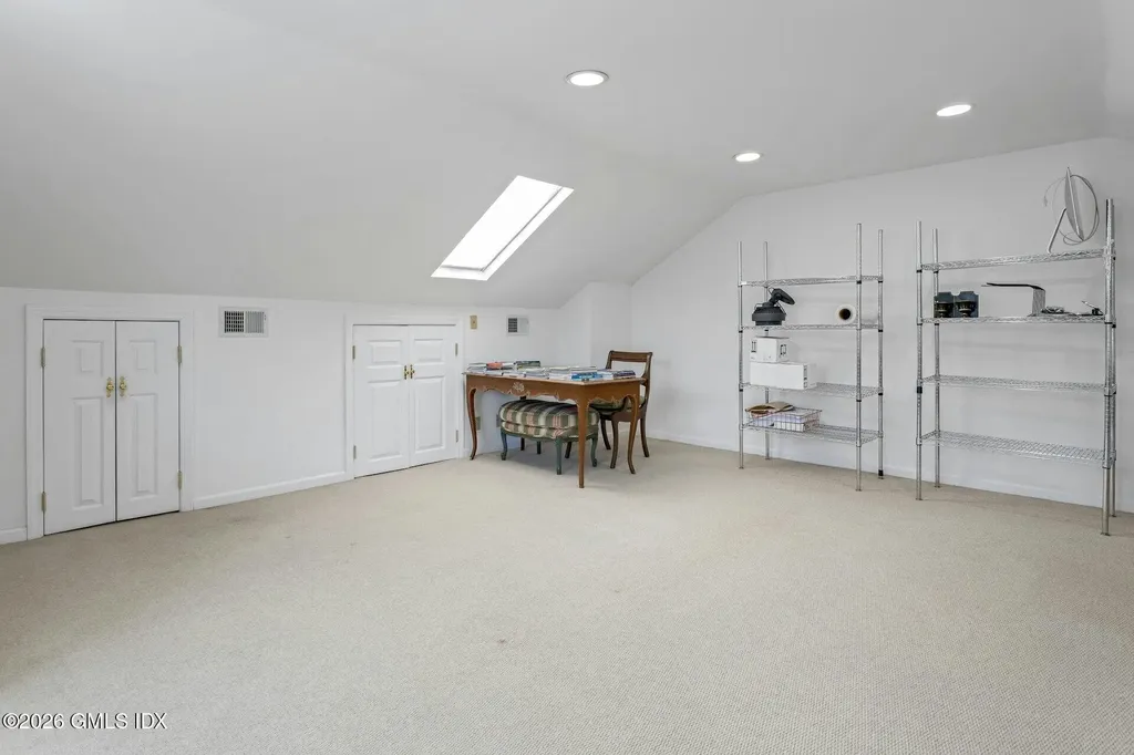 527 W Lyon Farm Drive Greenwich CT 06831