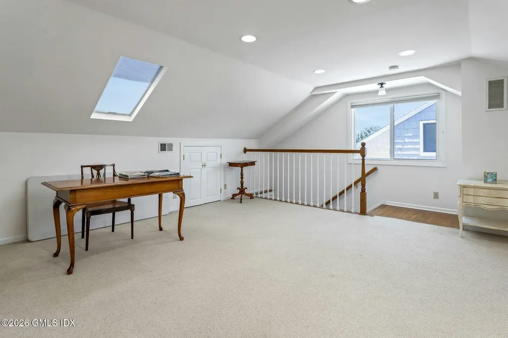527 W Lyon Farm Drive Greenwich CT 06831