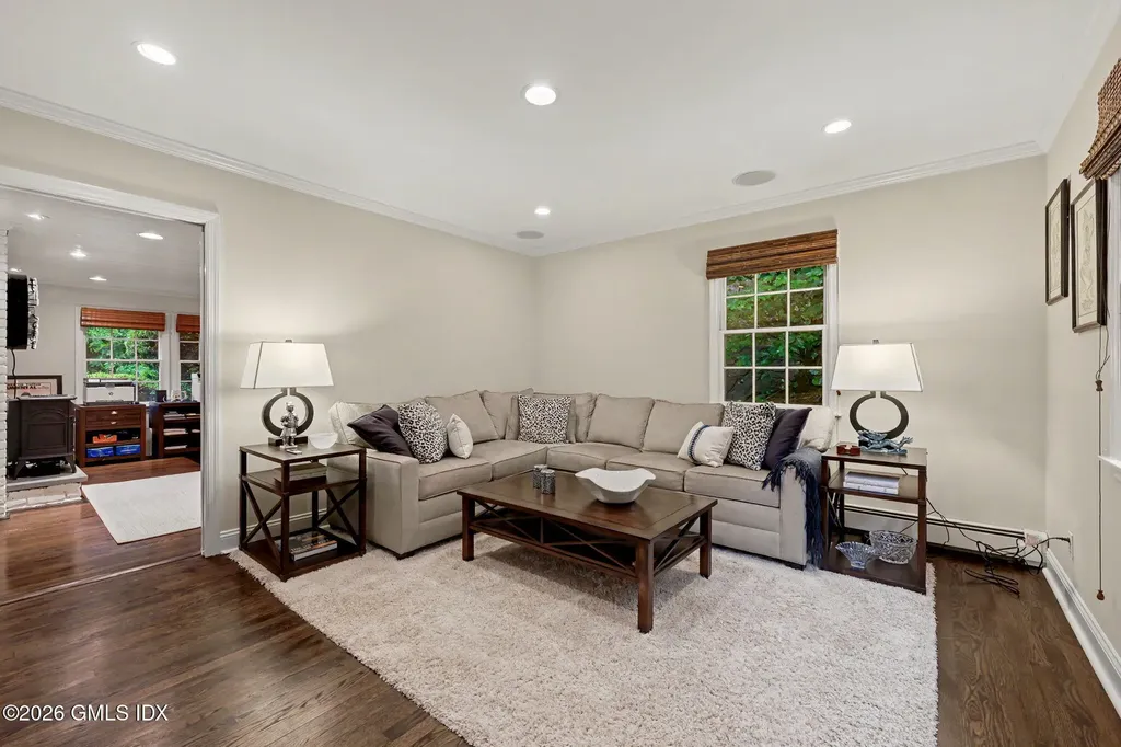 38 Byfield Lane Greenwich CT 06830