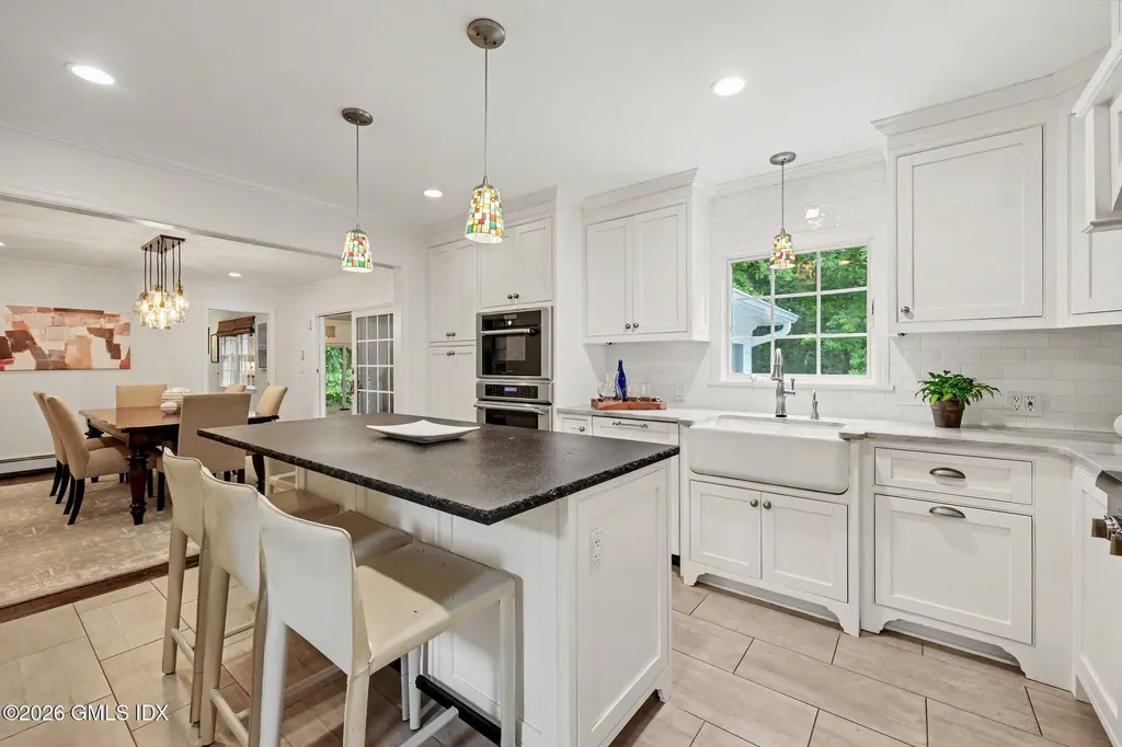 38 Byfield Lane Greenwich CT 06830