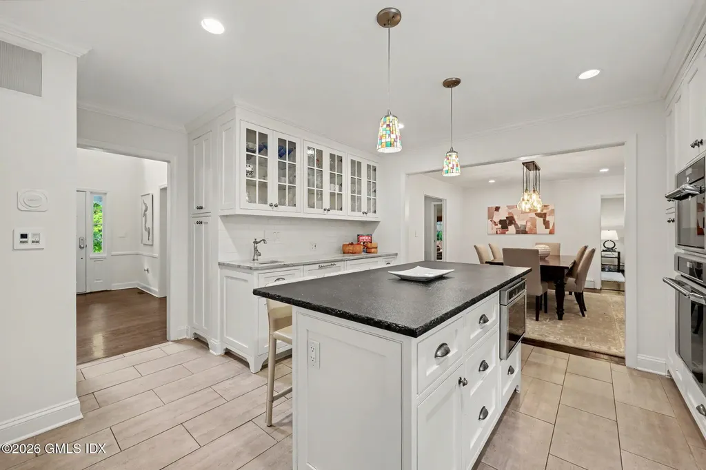 38 Byfield Lane Greenwich CT 06830