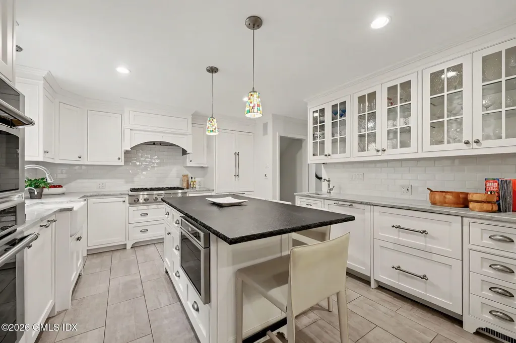 38 Byfield Lane Greenwich CT 06830