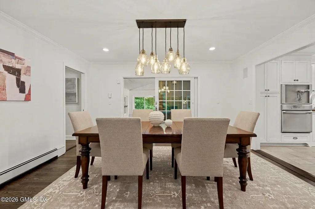 38 Byfield Lane Greenwich CT 06830