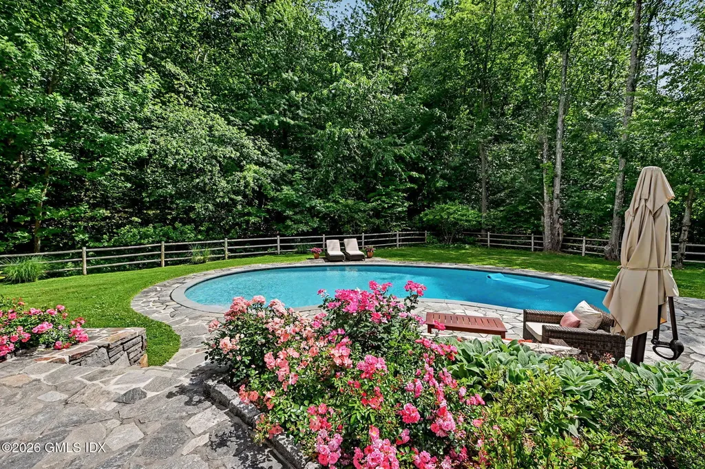 38 Byfield Lane Greenwich CT 06830