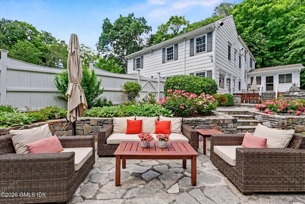 38 Byfield Lane Greenwich CT 06830