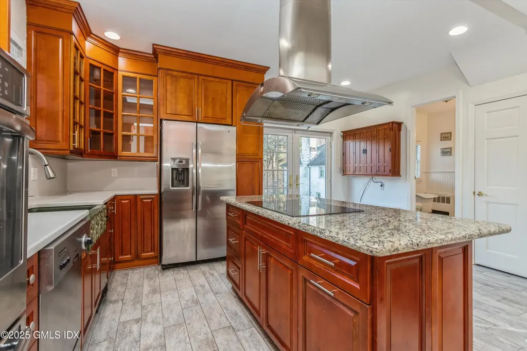 181 E Putnam Avenue Greenwich CT 06830
