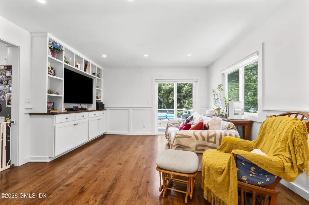 1080 Black Rock Easton CT 06612