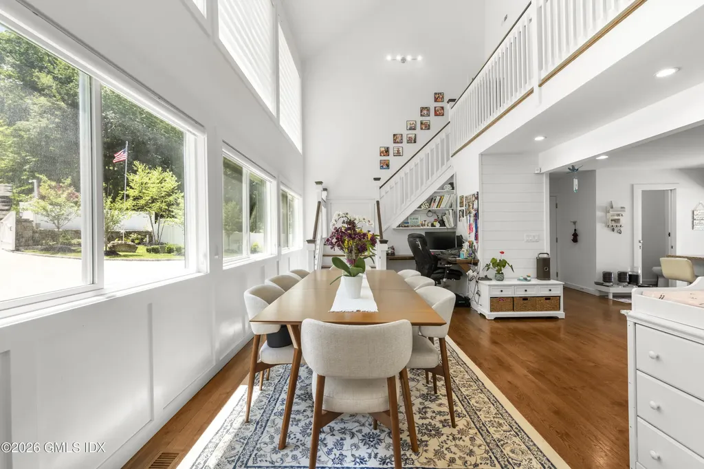 1080 Black Rock Easton CT 06612