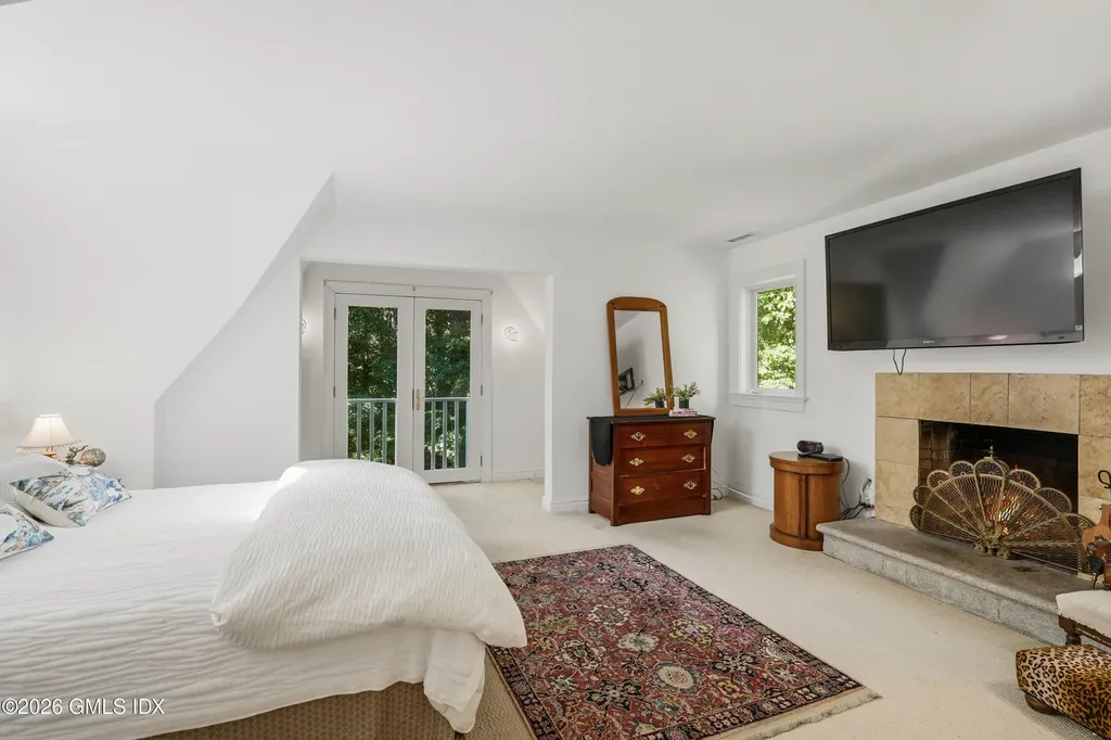 3 Carriage Road Cos Cob CT 06807