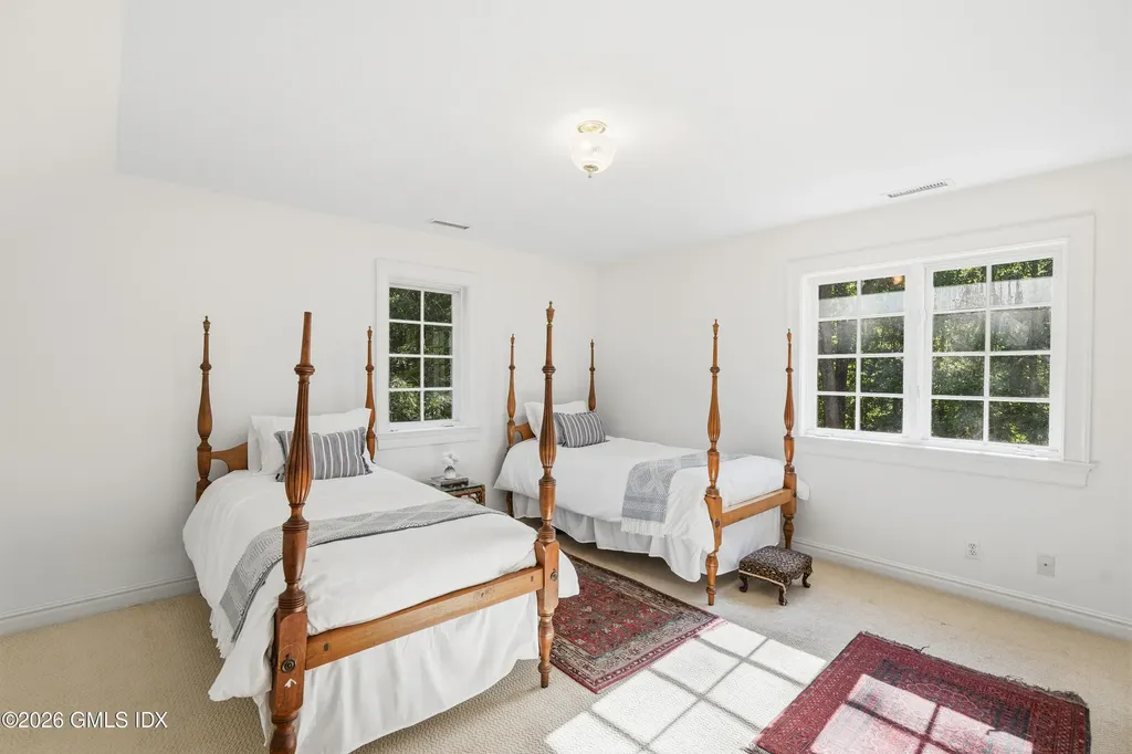 3 Carriage Road Cos Cob CT 06807